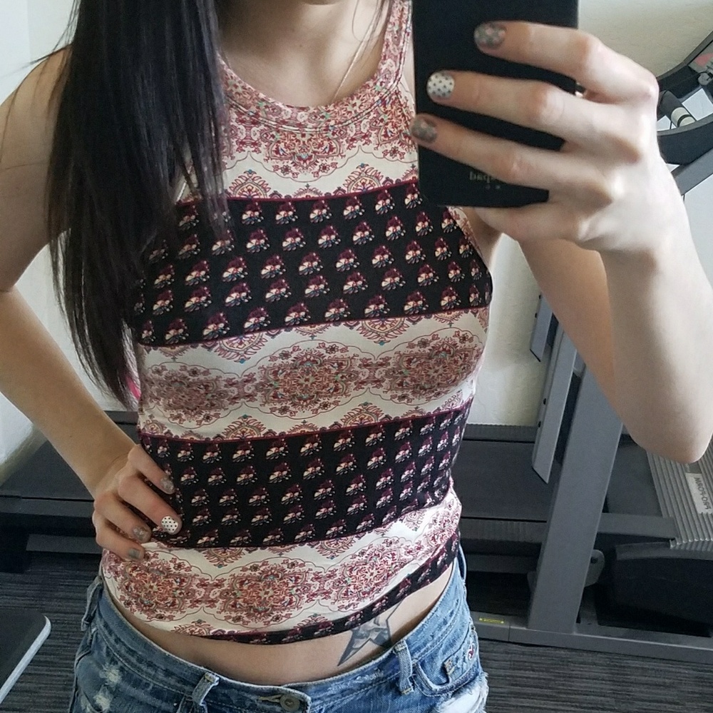Slight crop high neck tank